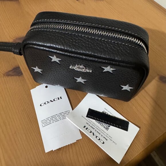 🌟 Coach Pouch Wristlet With Star Print - Picture 8 of 10